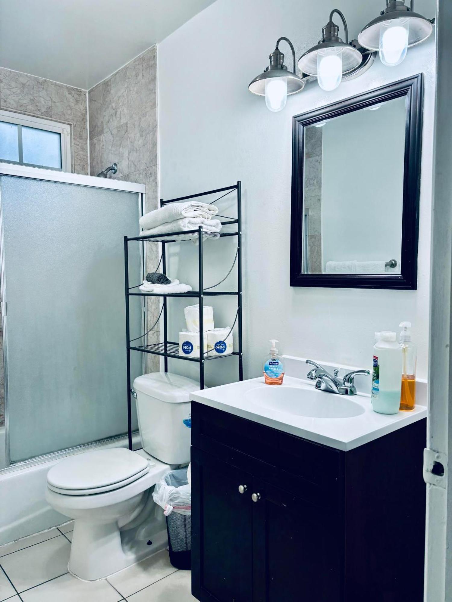 Modern, 1 Bed Condo, Downtown Century City لوس أنجلوس المظهر الخارجي الصورة